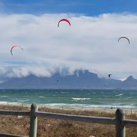 Cape Town Beachfront Accommodation In Blouberg Bloubergstrand Exterior foto