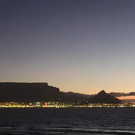 Cape Town Beachfront Accommodation In Blouberg Bloubergstrand Exterior foto
