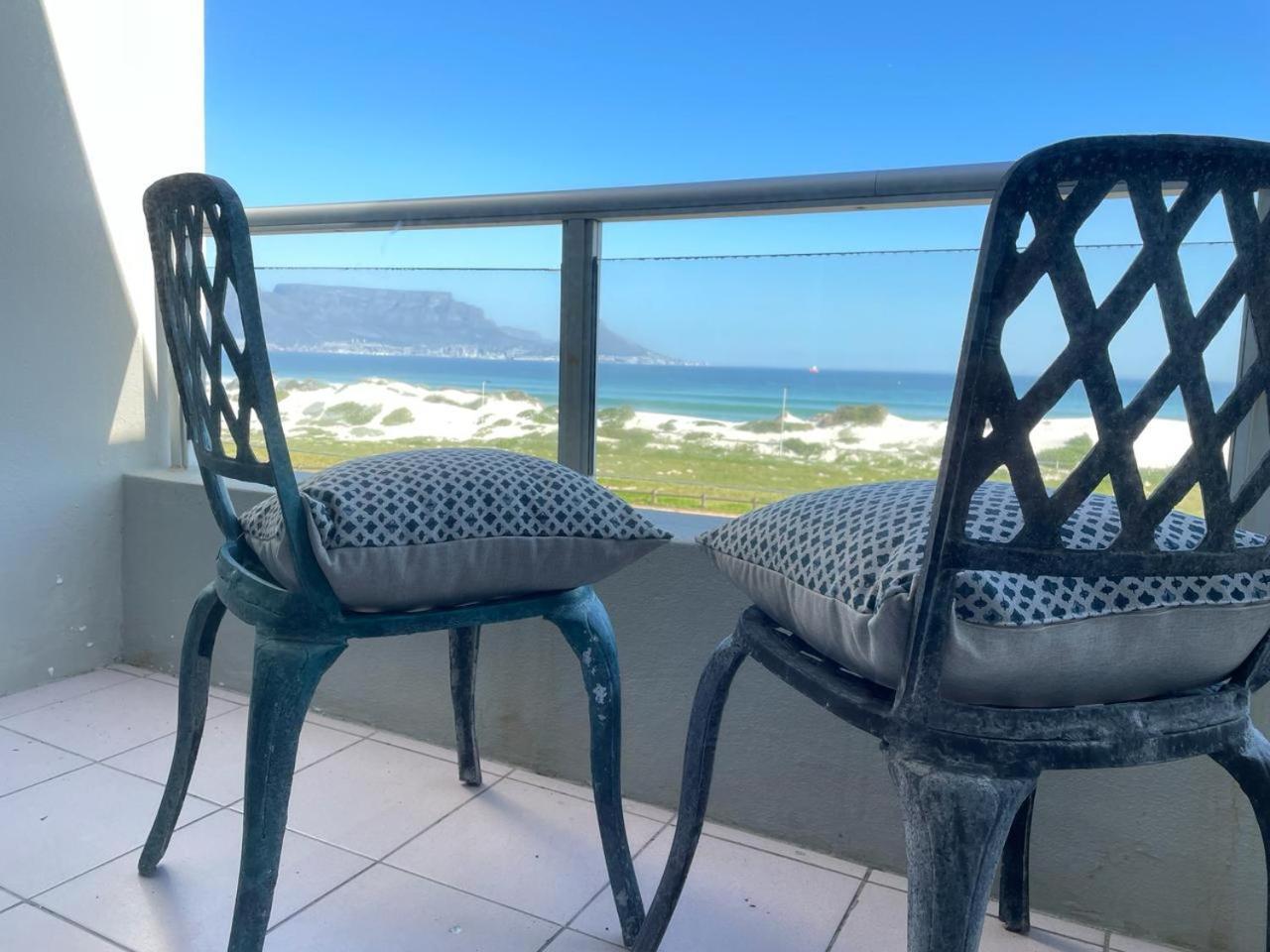Cape Town Beachfront In Blouberg * Bloubergstrand